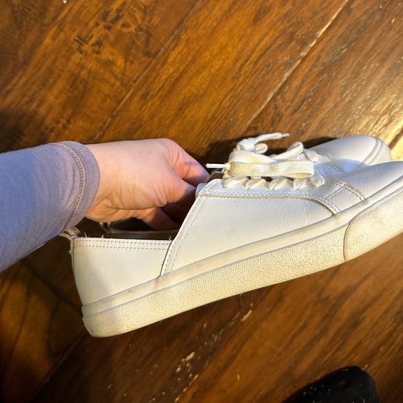 Lucky Dansbey Sneaker - Picture 7 of 11